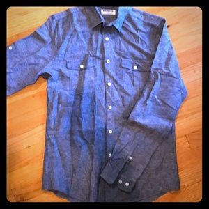 Brand new Express buttoned down shirt 👕